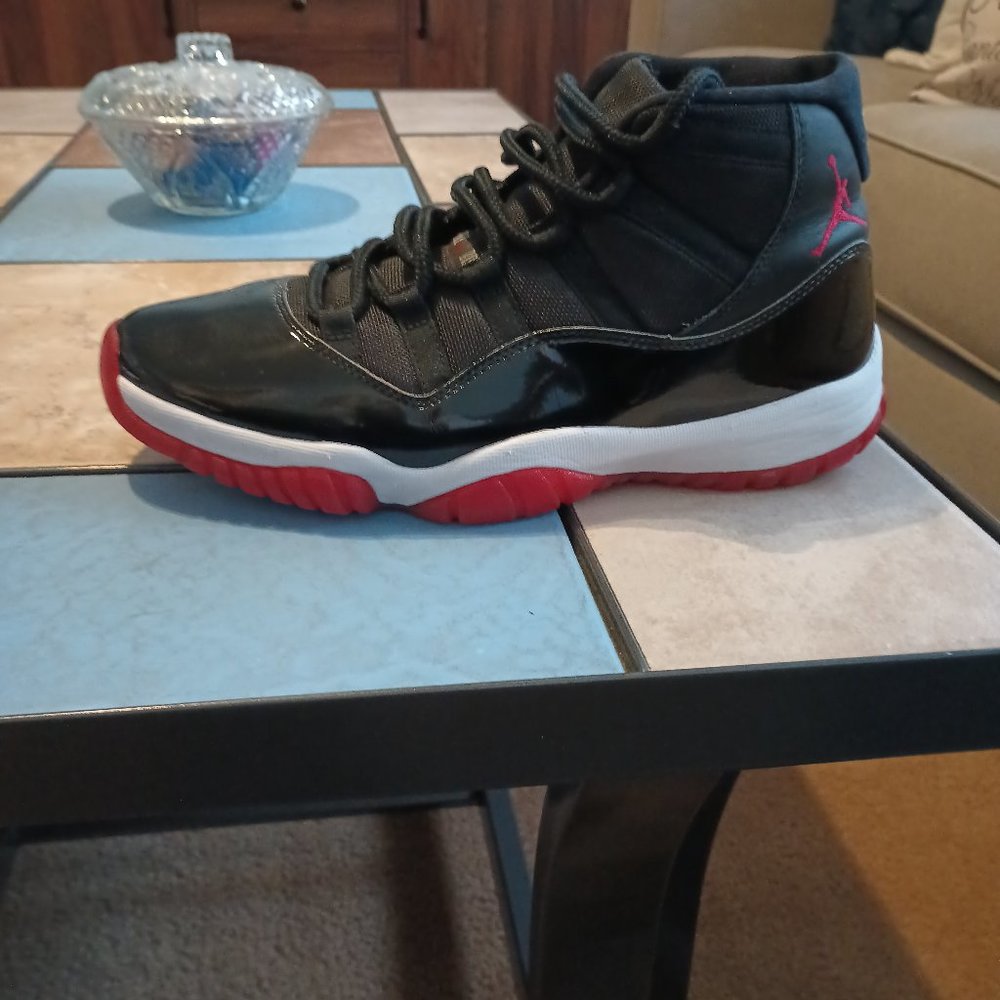Air Jordan 11 Retro High Top